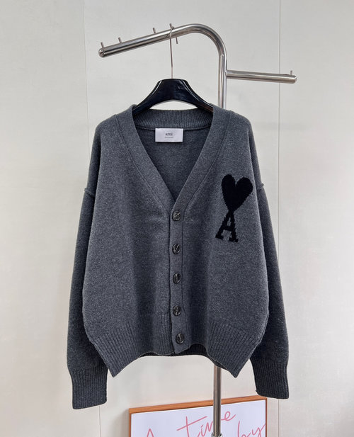 Ami Retro Heart-embroidered V-Neck Wool Cardigan