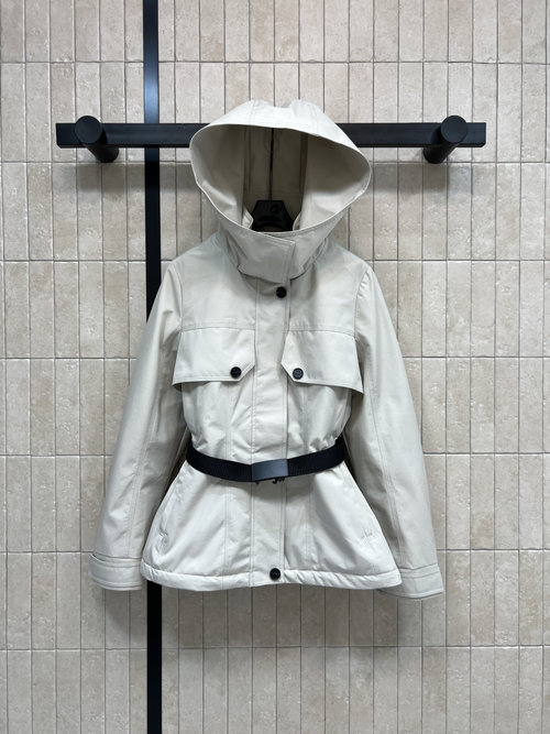 Dior Utility-style Hooded Collar Jacket for Versatile Outfits