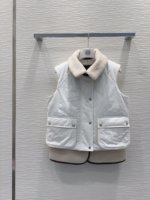 Loewe Two-piece Vest Ensemble with Versatile Wearing Options, Stylish and Elegant