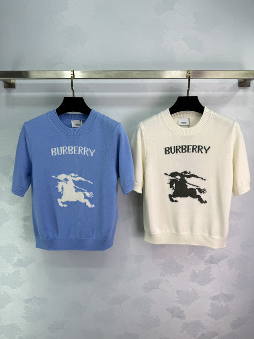 Burberry Classic Horse Logo Short Sleeve Knit Sweater, Soft and Breathable for Middle-Aged