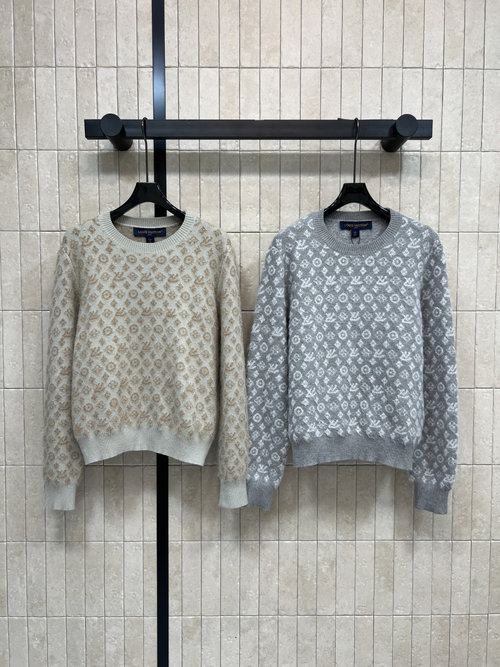 Louis Vuitton Wool-Cashmere Blend Knit Top with Monogram Design for Warmth