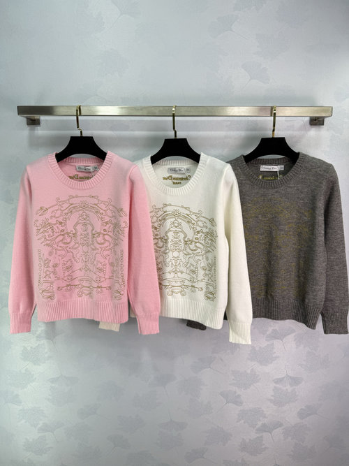 Dior Knit Sweater with Irregular Cable Pattern, Artistic and Cozy