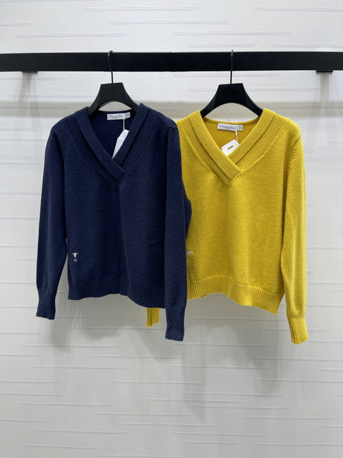 Dior V-Neck Pullover Sweater in Bright Colors, Versatile Design
