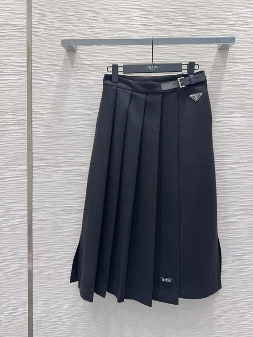 Prada Graceful Pleated Long Skirt for Daily Wear and Work