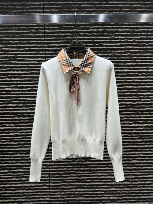 Burberry Classic Color-Blocked Long Sleeve Top, Timeless Design