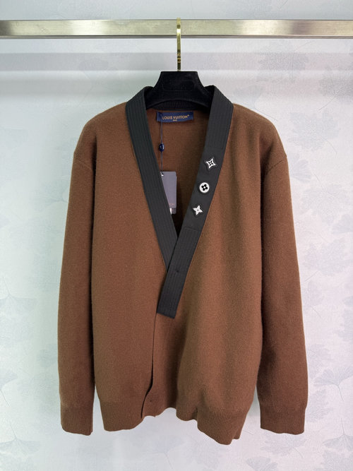 Louis Vuitton V-Neck Lou Knit Cardigan with Monogram Pattern