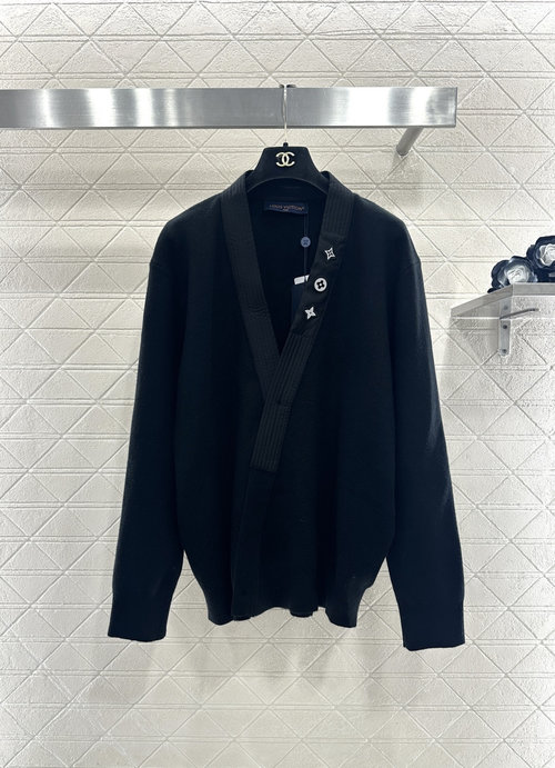 Louis Vuitton V-Neck Diagonal Knit Cardigan with Four-Leaf Clover Logo