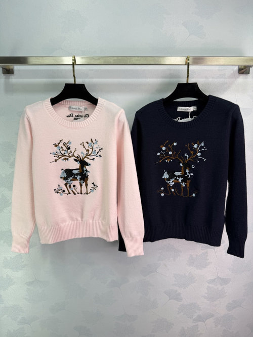 Dior Deer-Embroidered Soft Knit Sweater with Round Neck
