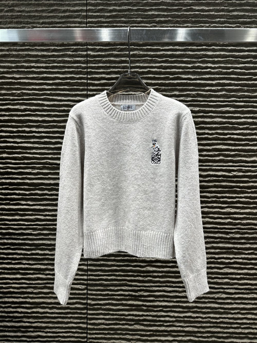Loewe Fresh New Arrival: Embroidered Logo Pullover Sweater