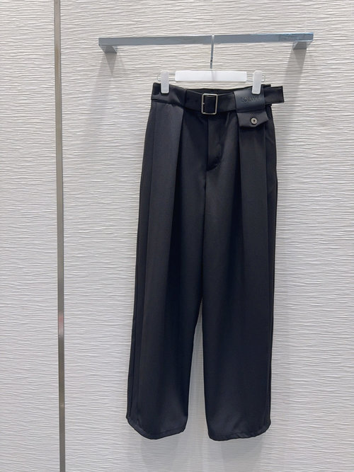 Loewe Elegant Casual Trousers with a Refined Design