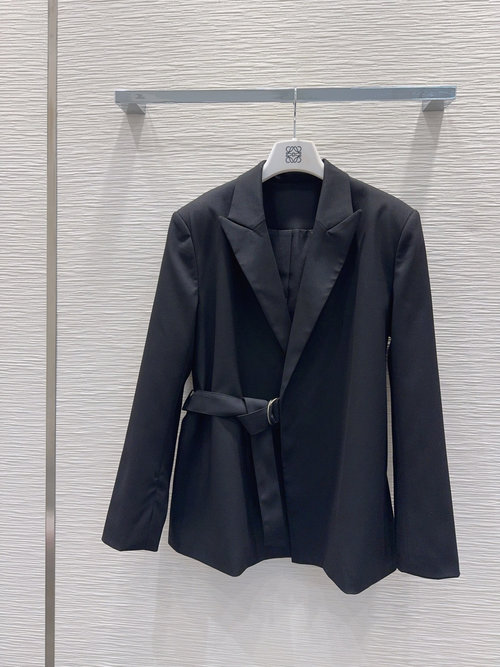 Loewe High-End Imported Garment with Exquisite Details, Chic and Elegant