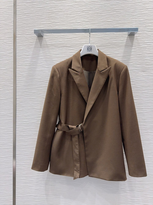 Loewe High-End Imported Garment with Exquisite Details, Chic and Elegant