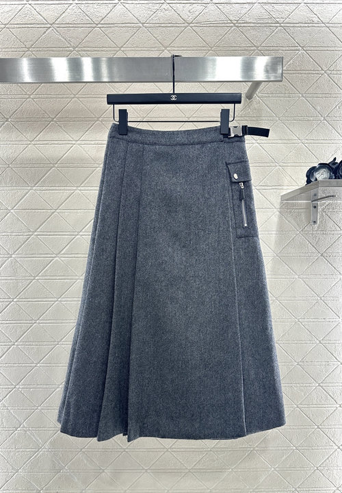 Prada Customized Woolen Pleated Skirt with Buckle Belt