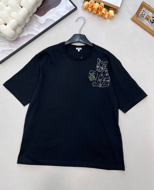 Louis Vuitton Louis Wain Co-branded Cotton Short-Sleeve T-Shirt with Cat Embroidery