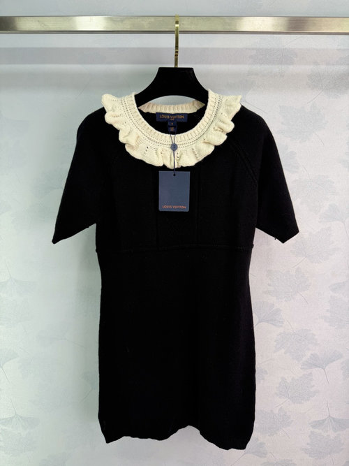 Louis Vuitton Elegant Black Knit Dress with White Lace Trim and Short Sleeves