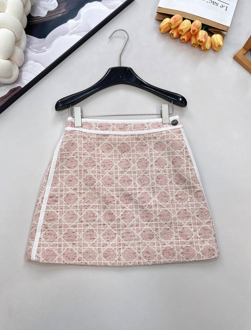 Dior Dior-style Checked Tweed Skirt, Graceful & Versatile