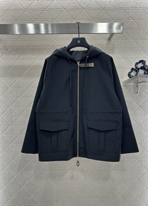 Louis Vuitton Windproof Hooded Coat with Four-Leaf Clover Belt, High-End Style
