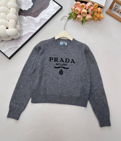 Prada Elegant Crew-neck Wool Knit with Delicate Embroidery
