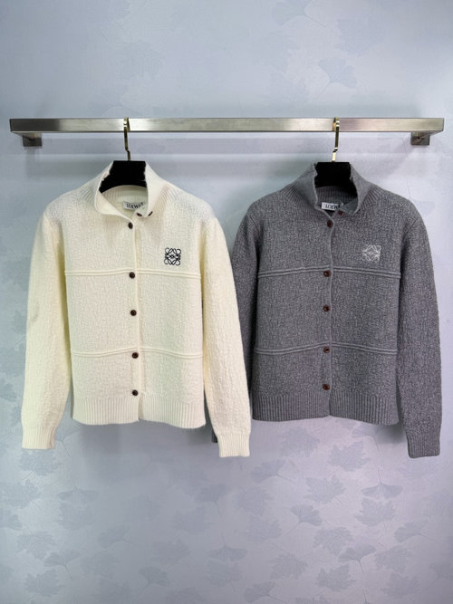 Loewe Knitted Long-sleeve Cardigan with Figurine Embroidery and Wood-grain Buttons