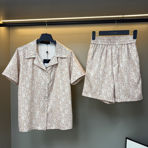 Louis Vuitton African Darjeeling Series Casual Pajama Set, High-End Fabrics