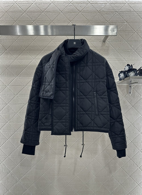 Dior Customized Windproof Nylon Jacket with Detachable Scarf
