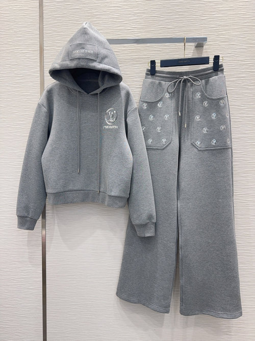 Louis Vuitton Comfortable Suit with Unique Design & Details