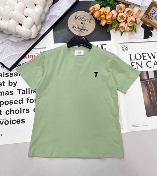 Ami Embroidery Logo Minimalist Short Sleeve T-Shirt