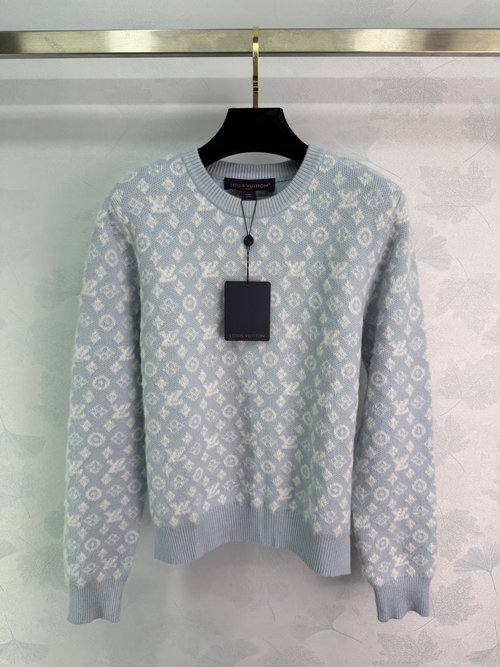 Louis Vuitton Elegant Four-leaf Clover Motif Knit Cardigan