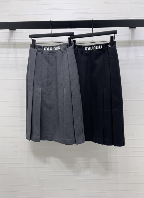 Miu Miu High-Quality Embroidered Letter Mid-Length Pleated Skirt