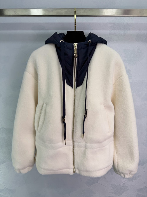 Louis Vuitton Ski Series Fleece Hooded Coat with Monogram Pattern, Versatile and Practical