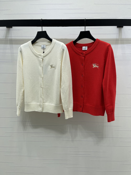 Burberry Luxurious Series Horse Logo Cardigan, Cozy and Stylish Long Sleeve