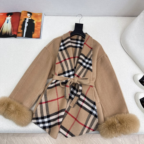 Burberry Fox Fur - Decorated Double - Faced Woolen Jacket, Graceful