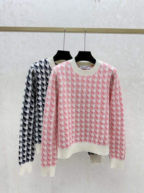 Dior Contrasting Simple Round-neck Pink and Black Long Sleeve Knit