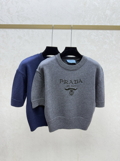 Prada Color-Blocked Letter Round-Neck Short-Sleeve Knit Top in Gray and Royal Blue