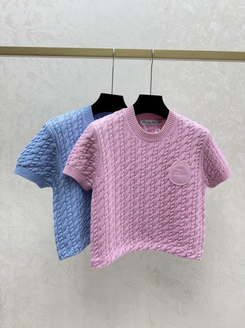 Dior Solid-Color Simple Round-Neck Knit Short-Sleeved Top in Pink and Blue