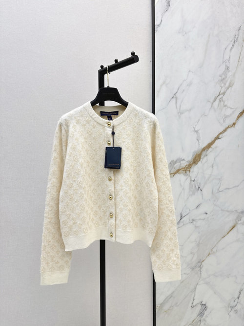 Louis Vuitton Monogram Jacquard Fleece Cardigan in Blended Wool Yarn, Premium Color Scheme with Intricate Jacquard