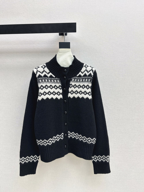 Polo Ralph Lauren Exclusive Fair Isle Knit Cardigan Made of Luxury Wool