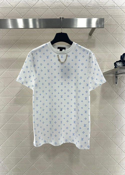 Louis Vuitton Custom Silk Cotton Short-Sleeved T-Shirt with Clover Print and Chain Accent