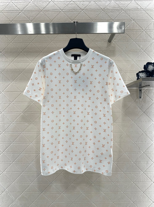 Louis Vuitton Custom Silk Cotton Short-Sleeved T-Shirt with Clover Print and Chain Accent