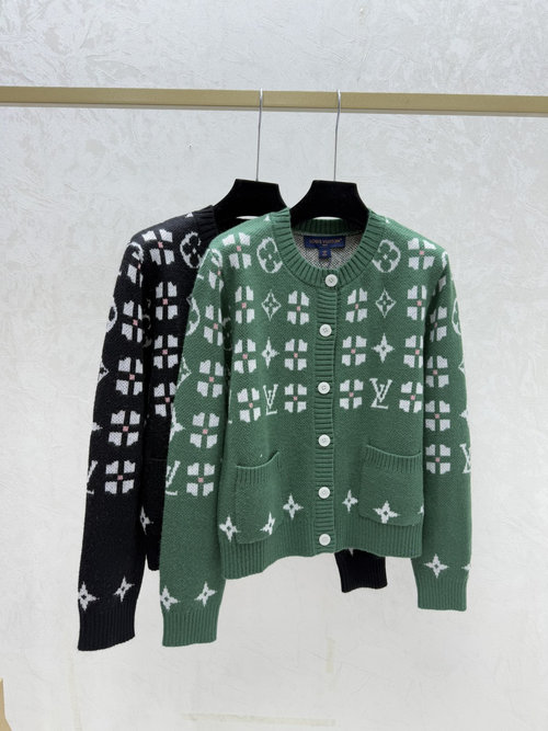 Louis Vuitton Contrasting Letter Jacquard Round-Neck Long-Sleeve Knitted Cardigan in Green and Black