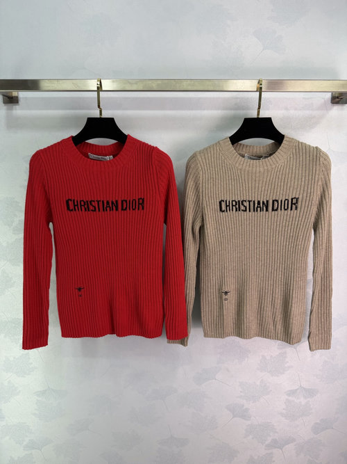 Dior Customized Wool Long-Sleeved Knit Sweater with Logo for a Stylish Appearance