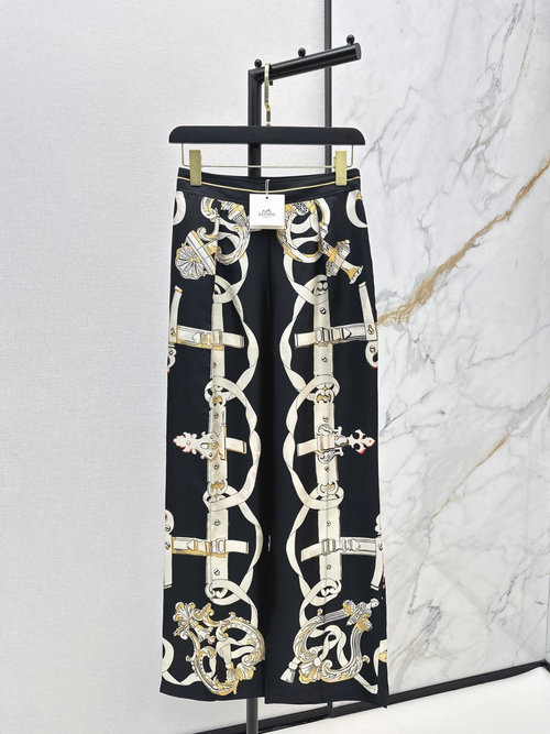 Hermes Chain Link Pattern Silk Wide-Leg Straight Pants, Stylish and Slimming