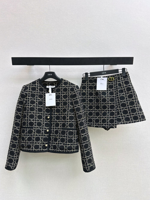 Dior Limited Edition Tweed Boxy Round-Neck Jacket with Double Pockets