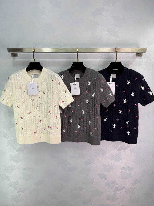 Dior Custom YB Cashmere Knit Short Sleeve with Rose Floral Pattern, Romantic Appeal
