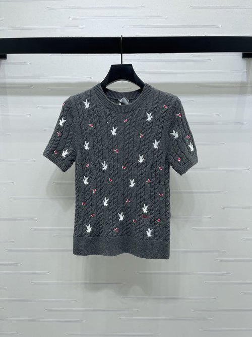 Dior Enchanting Rose Floral Knit Short-sleeve with Cherry Embroidery