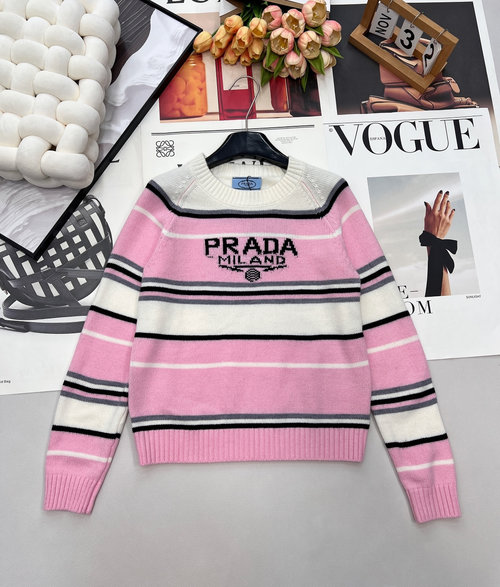 Prada Exquisite Cashmere Wool Sweater with Brand Logo