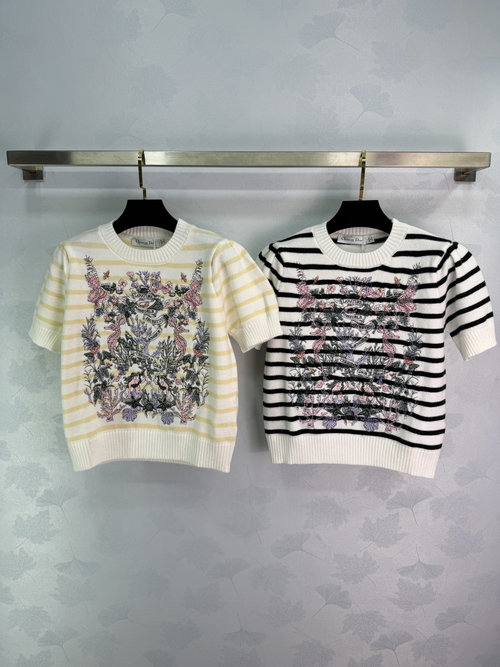 Dior Soft Floral Pattern Knit Short-sleeve Top for Spring and Summer