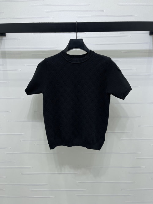 Louis Vuitton Logo Jacquard Knit Short Sleeve, Soft and Elegant