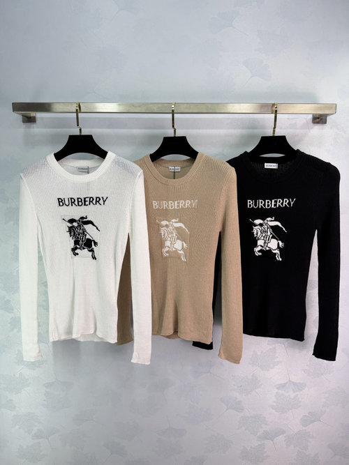 Burberry Slim-Fit Wool Blend Crew Neck Base Layer with Classic Logo, Flattering Silhouette