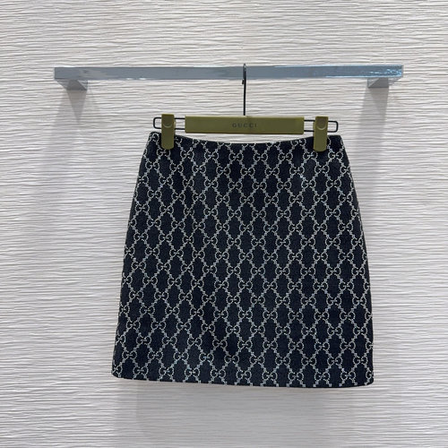 Gucci Rhinestone - Designed Suit with Rich Layers